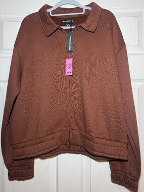 PrettyLittleThing Zip Through Collared Sweatshirt Chocolate M